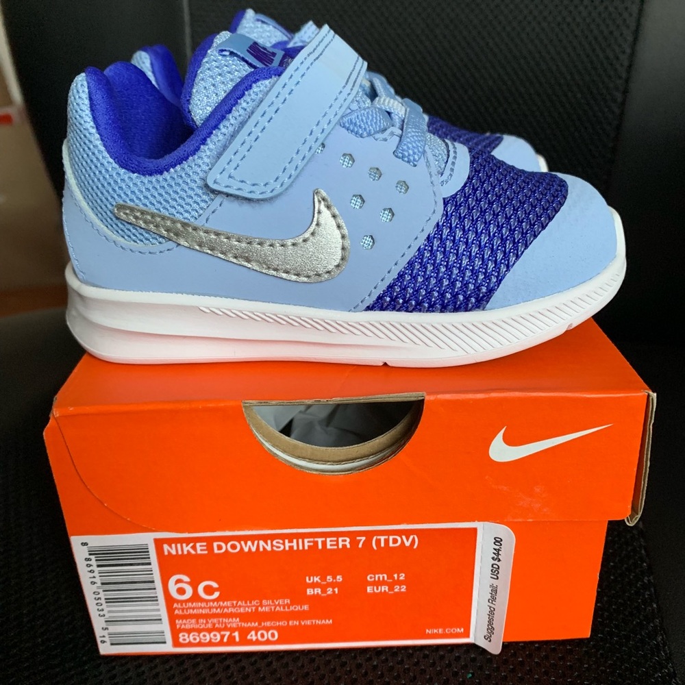 Nike toddler running sneakers